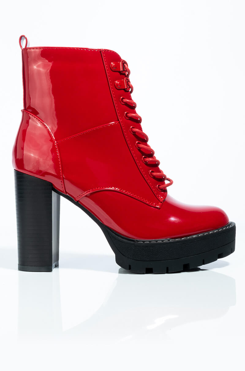 AZALEA WANG CHUNKY HEEL LACE UP BOOTIE