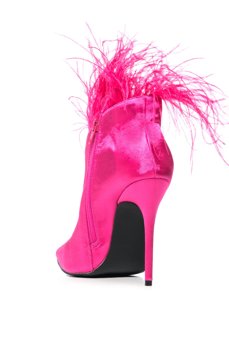 AZALEA WANG KAYLYNN FEATHER BOOTIE IN FUSCHIA