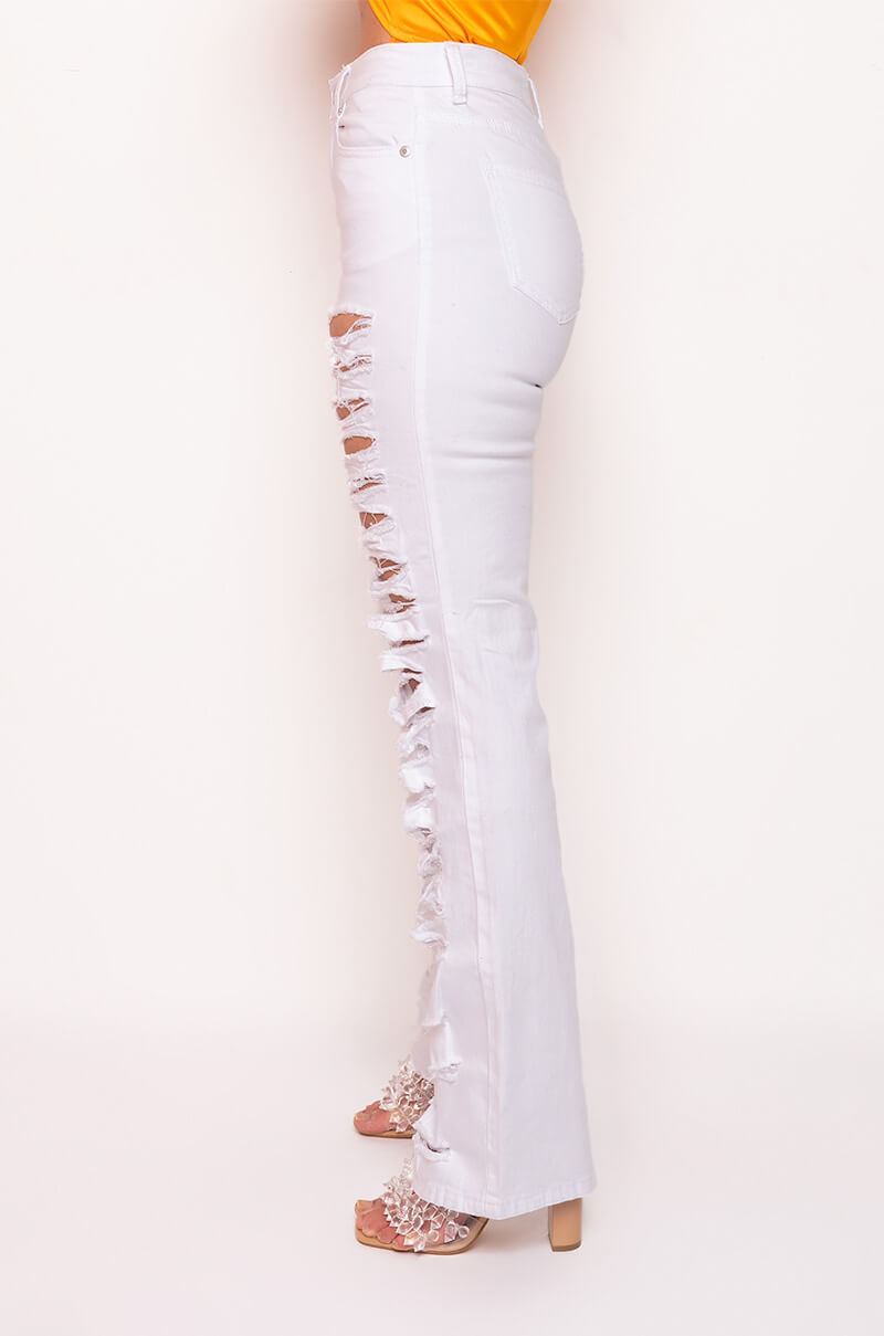 DAMSEL IN DISTRESSED RELAXED HIGH WAISTED JEANS
