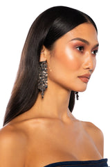 DAZZLING DROP EARRING